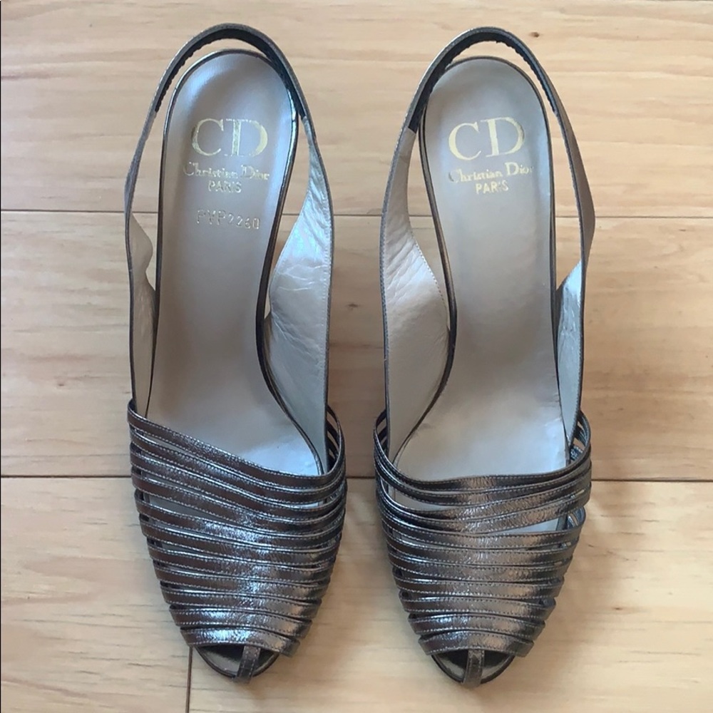 Christian Dior silver slingback heels - Picture 2 of 7